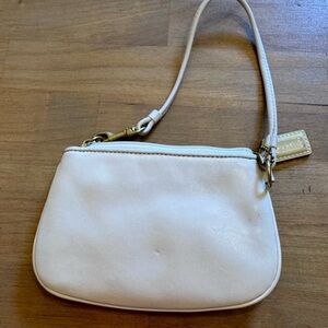 Coach Madison White Leather
Wristlet Wallet